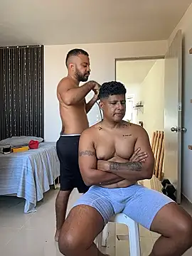 Little Bear00 online show from January 18, 2026, 7:06 pm