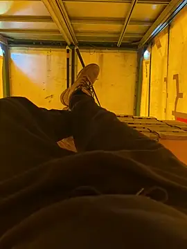 Snapshot of cussy007 chatting on December 18, 2024, 1:23 pm cussy007 online show from December 18, 2024, 1:23 pm