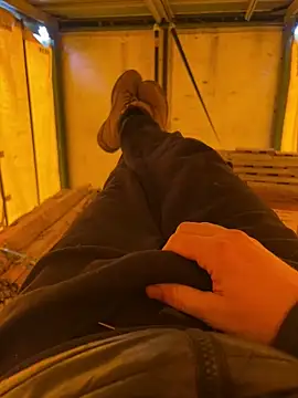 Snapshot of cussy007 chatting on February 20, 2025, 1:19 pm cussy007 online show from February 20, 2025, 1:19 pm