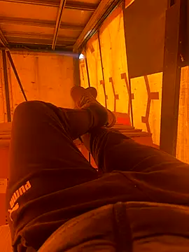 Snapshot of cussy007 chatting on October 24, 2025, 12:34 pm cussy007 online show from October 24, 2025, 12:34 pm