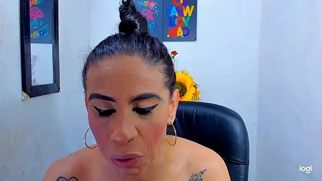 juanblakbigcock online show from November 21, 2025, 3:54 pm