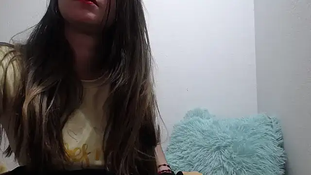 Snapshot of Luna_girlhot_ chatting on March 16, 2025, 3:47 am Luna girlhot  online show from March 16, 2025, 3:47 am