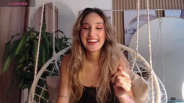 Snapshot of Brinna_se chatting on October 8, 2025, 8:28 pm Brinna se online show from October 8, 2025, 8:28 pm