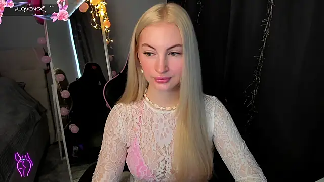 Kimmy powell online show from April 11, 2026, 3:00 am