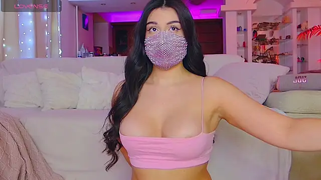Snapshot of the_sabenna chatting on May 1, 2026, 3:38 pm the sabenna online show from May 1, 2026, 3:38 pm