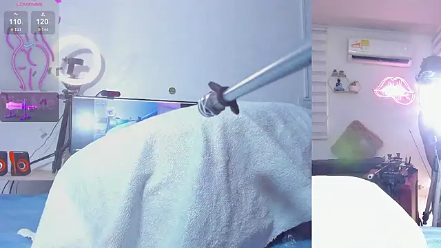 Abigail Girl   online show from February 1, 2026, 5:00 pm