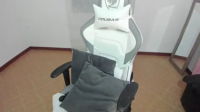 samantha  wilson online show from January 20, 2025, 10:59 pm