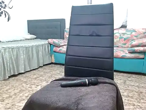 danasantoreal online show from November 10, 2025, 4:28 pm