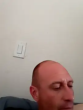 El Gizmo online show from March 20, 2025, 6:09 pm