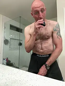 El Gizmo online show from September 22, 2025, 6:04 am