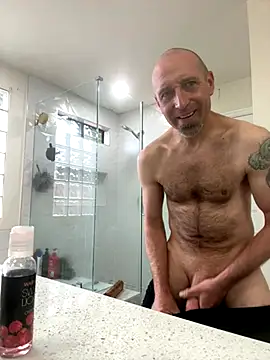 El Gizmo online show from November 24, 2025, 5:34 pm