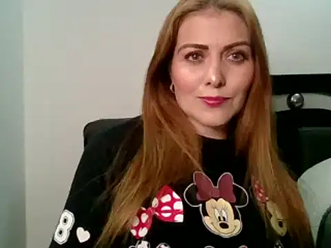 LiLi Piiink online show from March 14, 2025, 11:53 pm