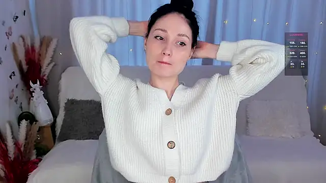 Snapshot of LisaMooore chatting on February 25, 2025, 10:37 am LisaMooore online show from February 25, 2025, 10:37 am