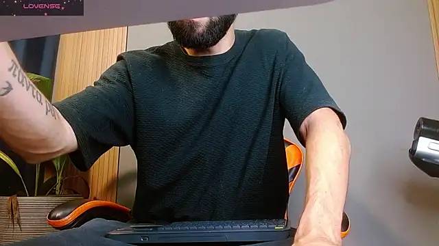 Mr WhiteCock online show from November 2, 2025, 12:13 am