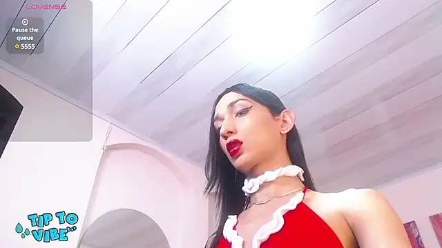 tamarafoxy  online show from December 24, 2024, 12:22 pm