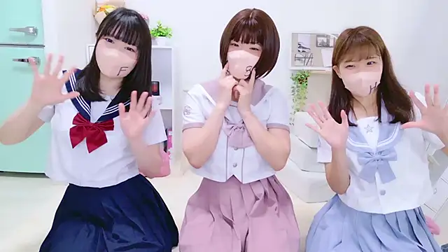 841 yayoi online show from September 19, 2025, 5:31 am