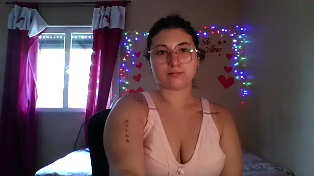 imsohornydacom online show from February 17, 2026, 1:40 pm