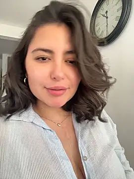 Snapshot of sukhakunis1 chatting on February 15, 2026, 3:31 pm sukhakunis1 online show from February 15, 2026, 3:31 pm