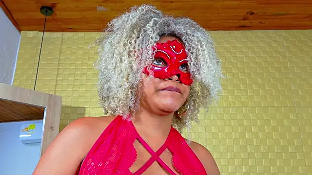 Squirter pussybomb online show from December 12, 2024, 6:25 am