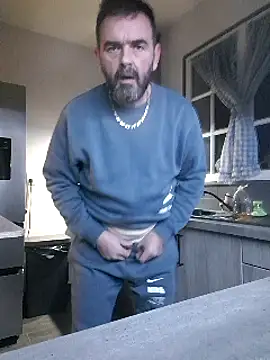 pachapeter online show from February 13, 2025, 7:10 pm