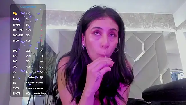 Sara Foxx1 online show from March 2, 2025, 1:04 am