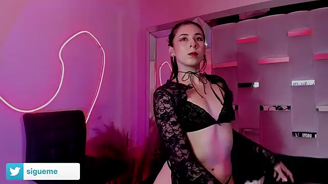 Sara Foxx1 online show from June 12, 2026, 9:25 pm