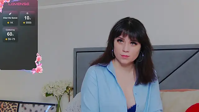 BellaHillss online show from January 27, 2025, 8:07 am