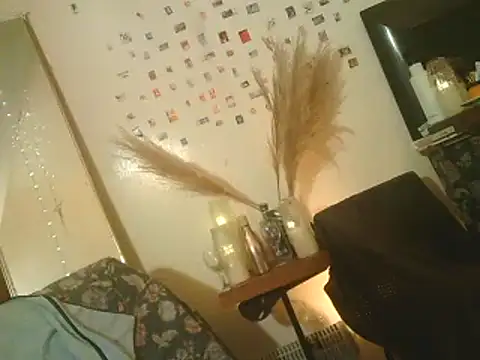 Snapshot of DaddyQuimHot chatting on December 21, 2024, 3:03 am DaddyQuimHot online show from December 21, 2024, 3:03 am