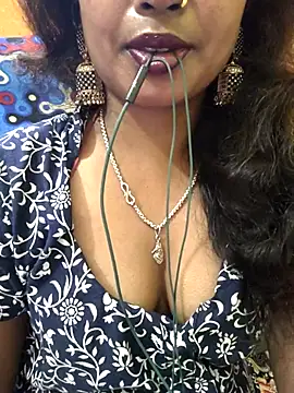 jasss-11 online show from November 5, 2025, 5:57 pm