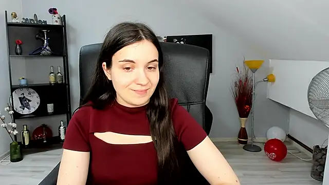 Snapshot of MelissaWiliam chatting on March 13, 2025, 3:39 pm MelissaWiliam online show from March 13, 2025, 3:39 pm