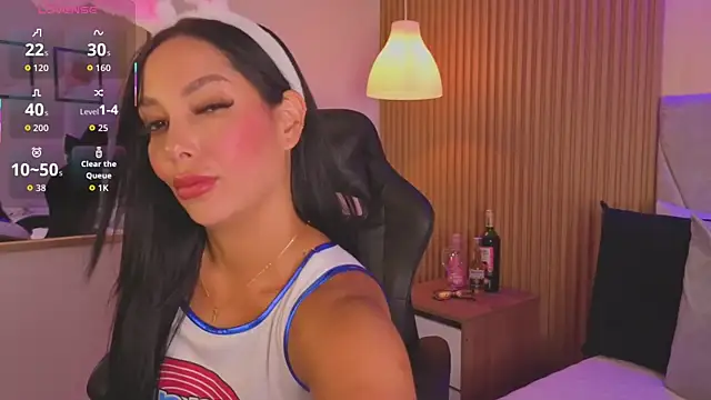 Dakota diaz  online show from October 29, 2025, 8:43 pm