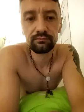 Snapshot of HMILF69 chatting on October 11, 2025, 5:28 am HMILF69 online show from October 11, 2025, 5:28 am