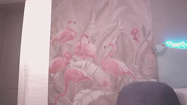 NinaMint online show from November 1, 2025, 7:27 pm