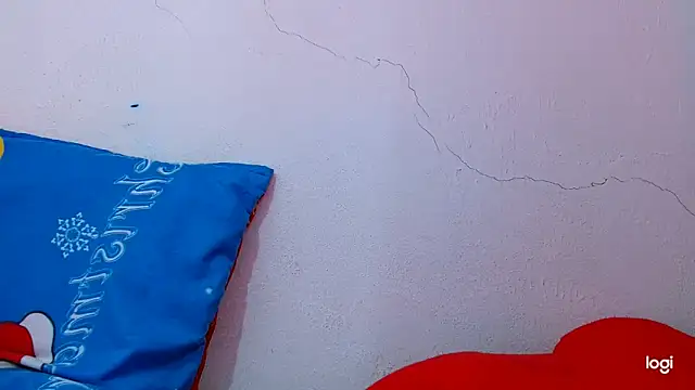 tomboyblue online show from February 8, 2025, 4:14 pm