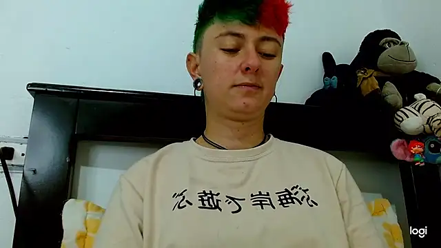 tomboyblue online show from February 17, 2025, 4:48 pm