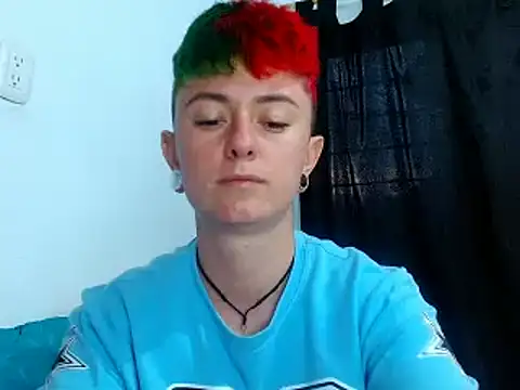 tomboyblue online show from March 18, 2025, 11:09 pm