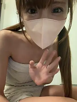 shihori s2 online show from February 13, 2026, 8:27 pm