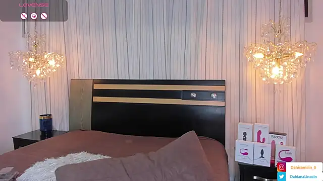 DahianaLincoln online show from January 24, 2025, 11:02 pm