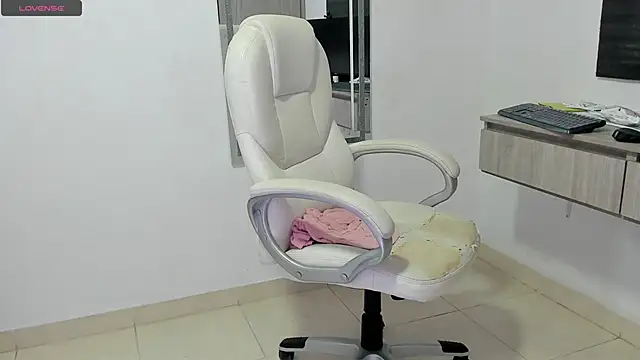 dahian carter online show from September 12, 2025, 12:49 pm