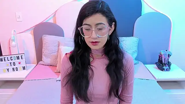 SophieGomez22 online show from March 7, 2025, 11:29 am