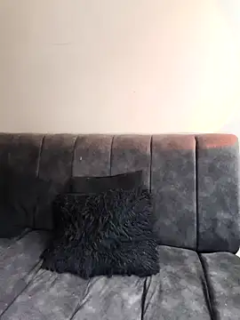 Mazikeen-- online show from April 19, 2026, 1:10 pm