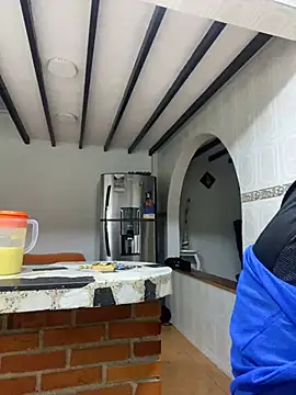 DanielGomez9 online show from March 16, 2025, 8:10 am