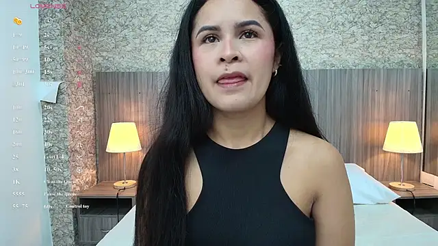 Snapshot of maite_jhon chatting on April 18, 2026, 11:25 am maite jhon online show from April 18, 2026, 11:25 am