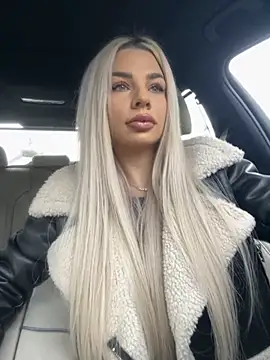 Snapshot of Russian_Ava chatting on October 13, 2025, 8:14 am Russian Ava online show from October 13, 2025, 8:14 am
