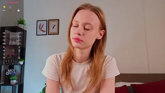 TaraSims online show from September 25, 2025, 11:30 pm