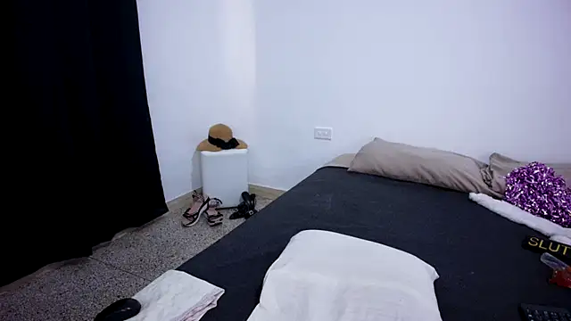 Snapshot of Andreabigboobs23 chatting on January 6, 2026, 6:22 pm Andreabigboobs23 online show from January 6, 2026, 6:22 pm