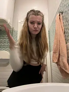 Snapshot of Holy_Tereza chatting on December 11, 2024, 6:42 pm Holy Tereza online show from December 11, 2024, 6:42 pm