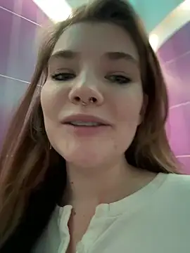 Snapshot of Holy_Tereza chatting on January 24, 2025, 6:25 pm Holy Tereza online show from January 24, 2025, 6:25 pm