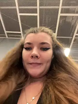 Snapshot of Holy_Tereza chatting on January 11, 2026, 3:39 pm Holy Tereza online show from January 11, 2026, 3:39 pm