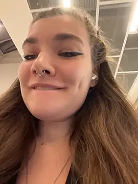 Snapshot of Holy_Tereza chatting on February 15, 2026, 3:42 pm Holy Tereza online show from February 15, 2026, 3:42 pm